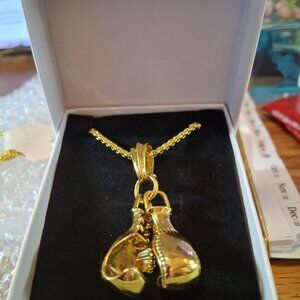 Men's 24" ? Necklace BOXING GLOVES Gold plated +Box NEW LQQK! AWESOME!